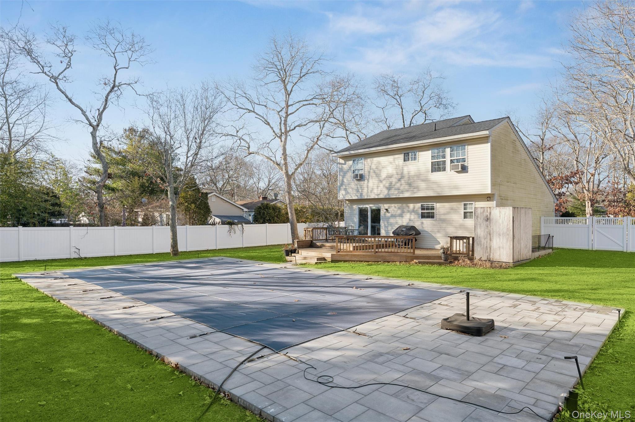 7 Huckleberry Lane