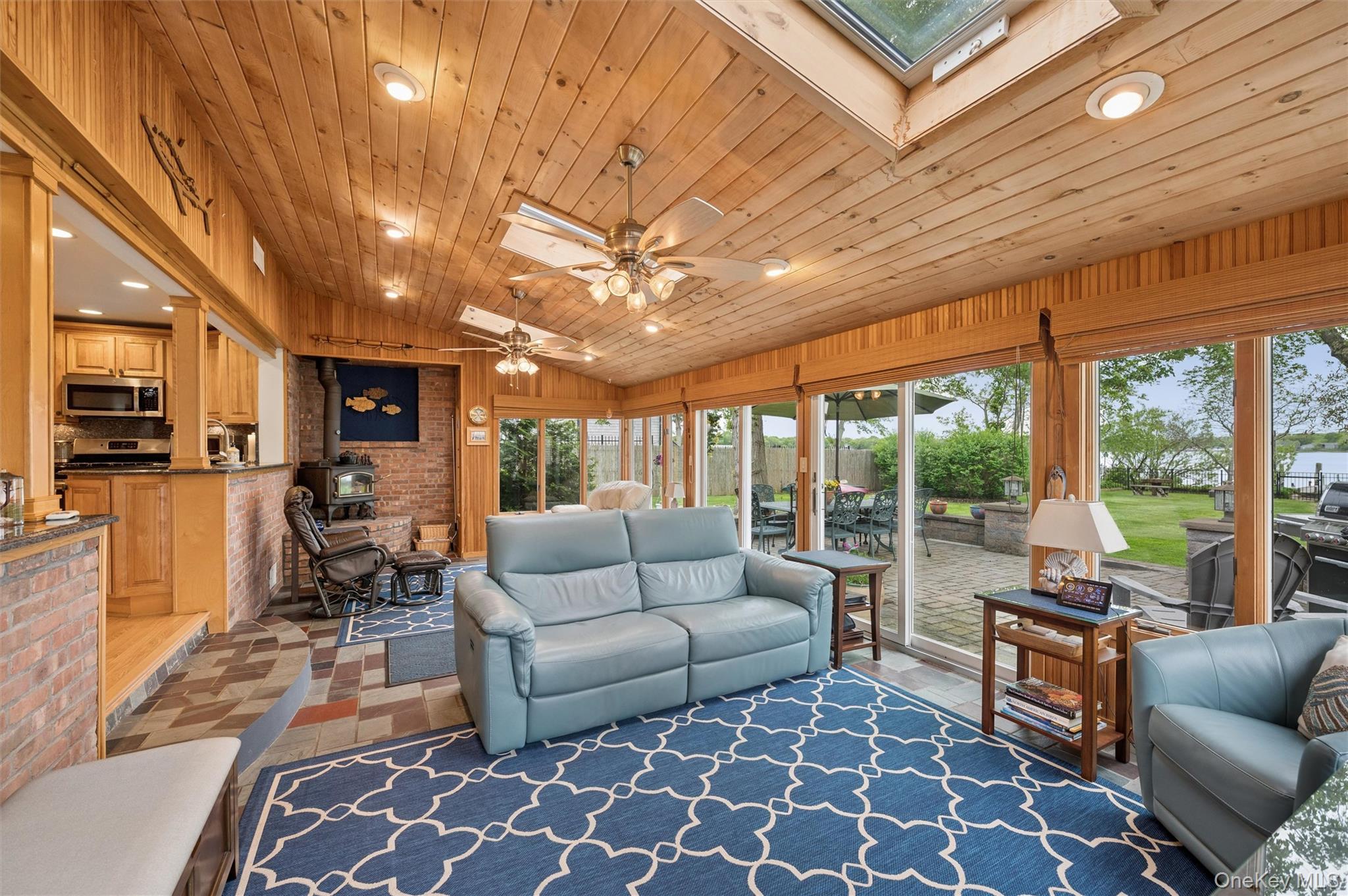 128 Crystal Beach Boulevard