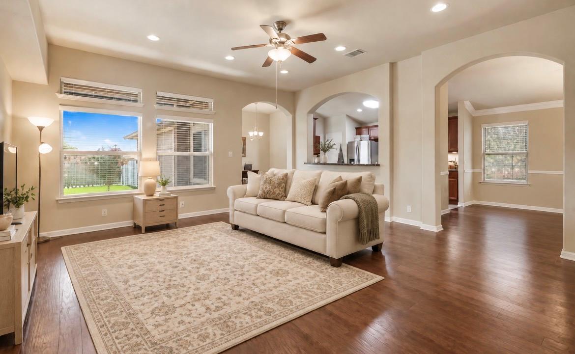 1906 Discovery BLVD