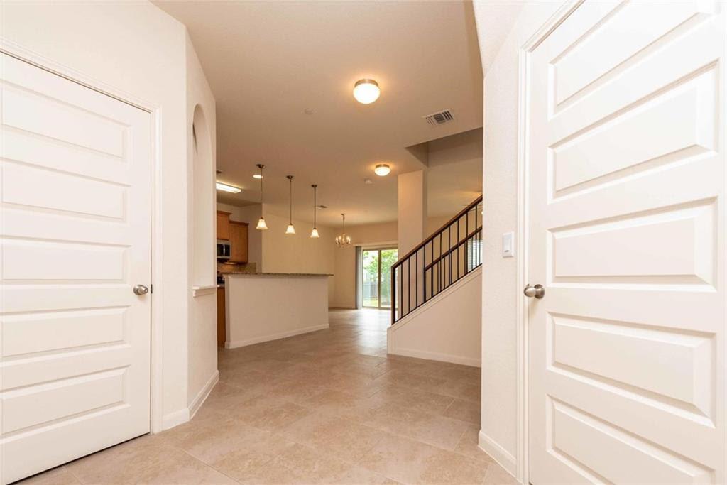 1620 Bryant DR # 2102