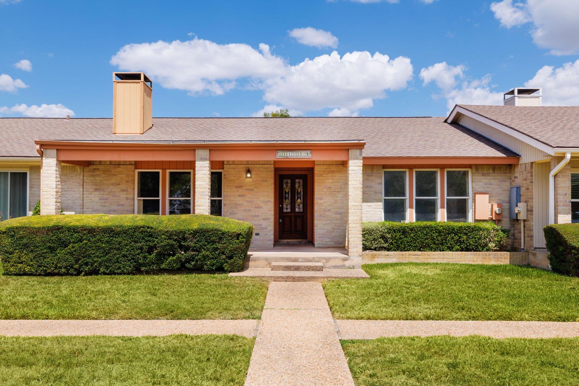 11133 Pinehurst #B DR # B