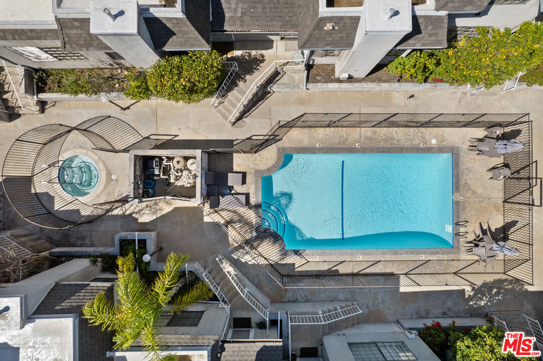 14500 Van Nuys Blvd Unit: 46