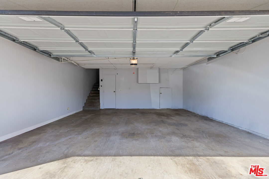 14500 Van Nuys Blvd Unit: 46