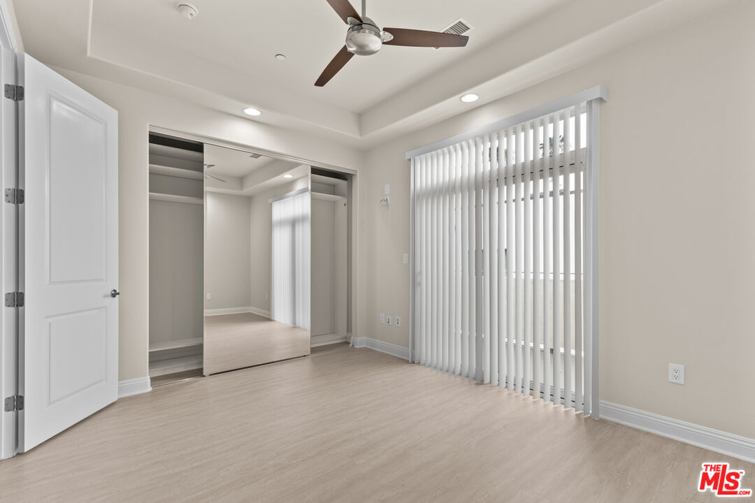 11323 Huston St Unit: 7