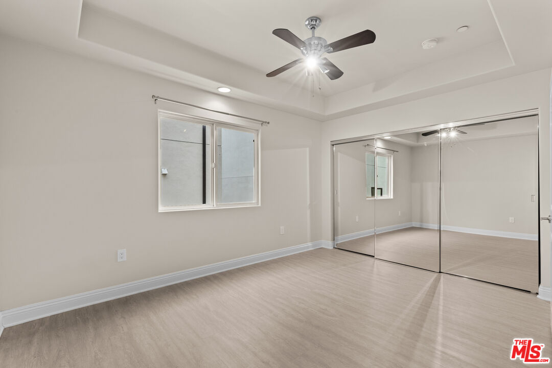 11323 Huston St Unit: 7