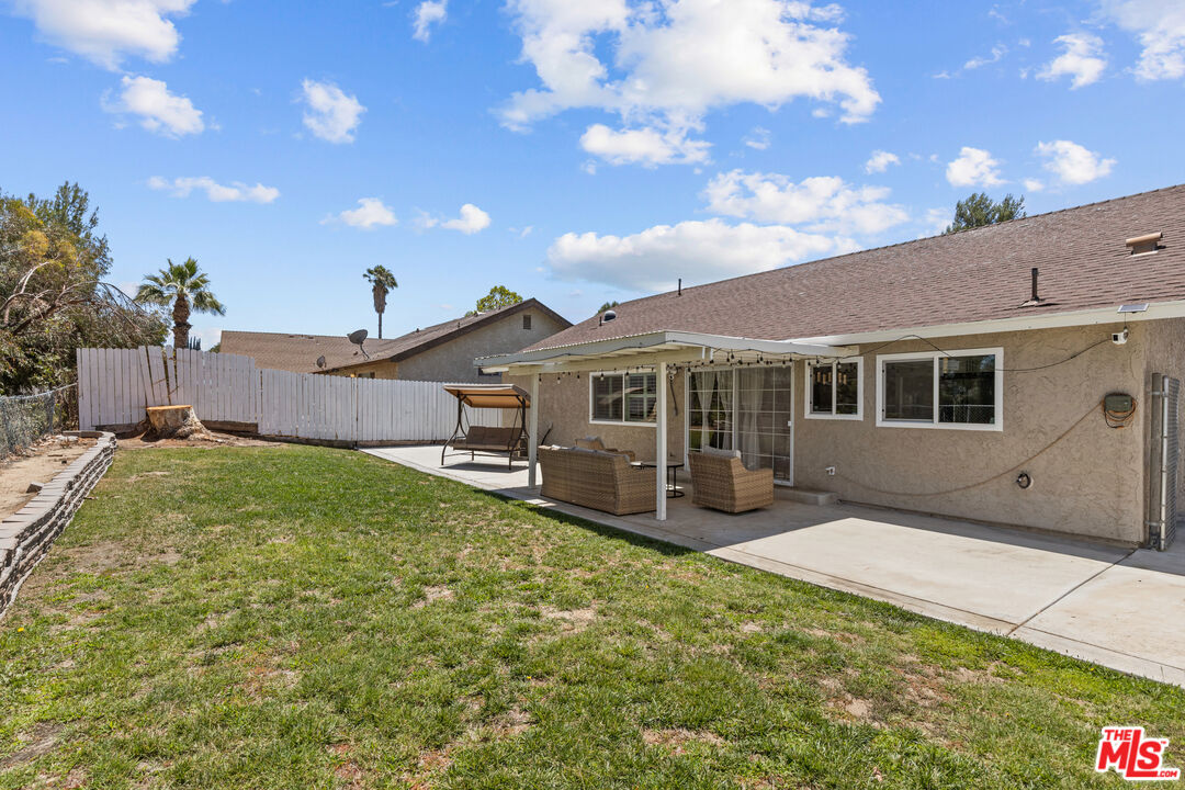 27616 Maple Ridge Cir