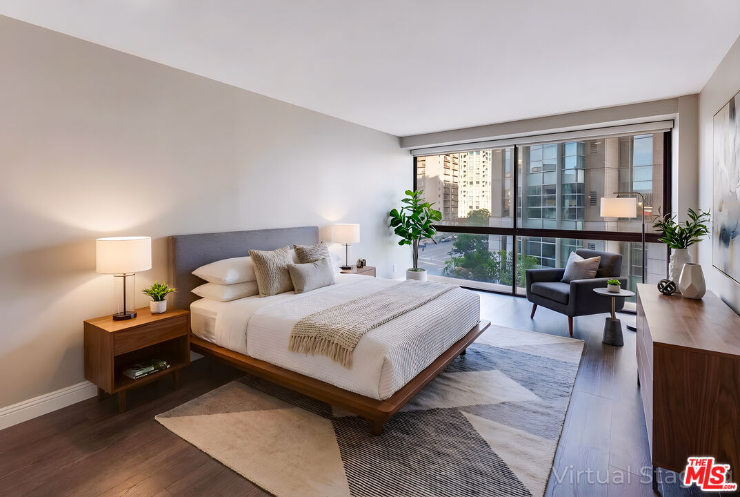 10790 Wilshire Blvd Unit: 404