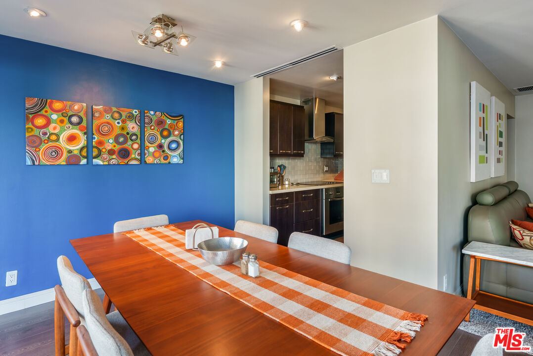 10790 Wilshire Blvd Unit: 404