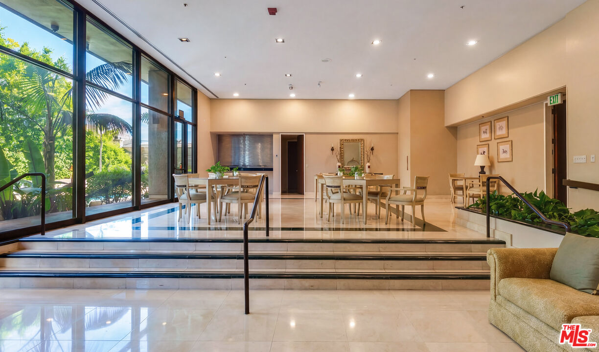 10790 Wilshire Blvd Unit: 404