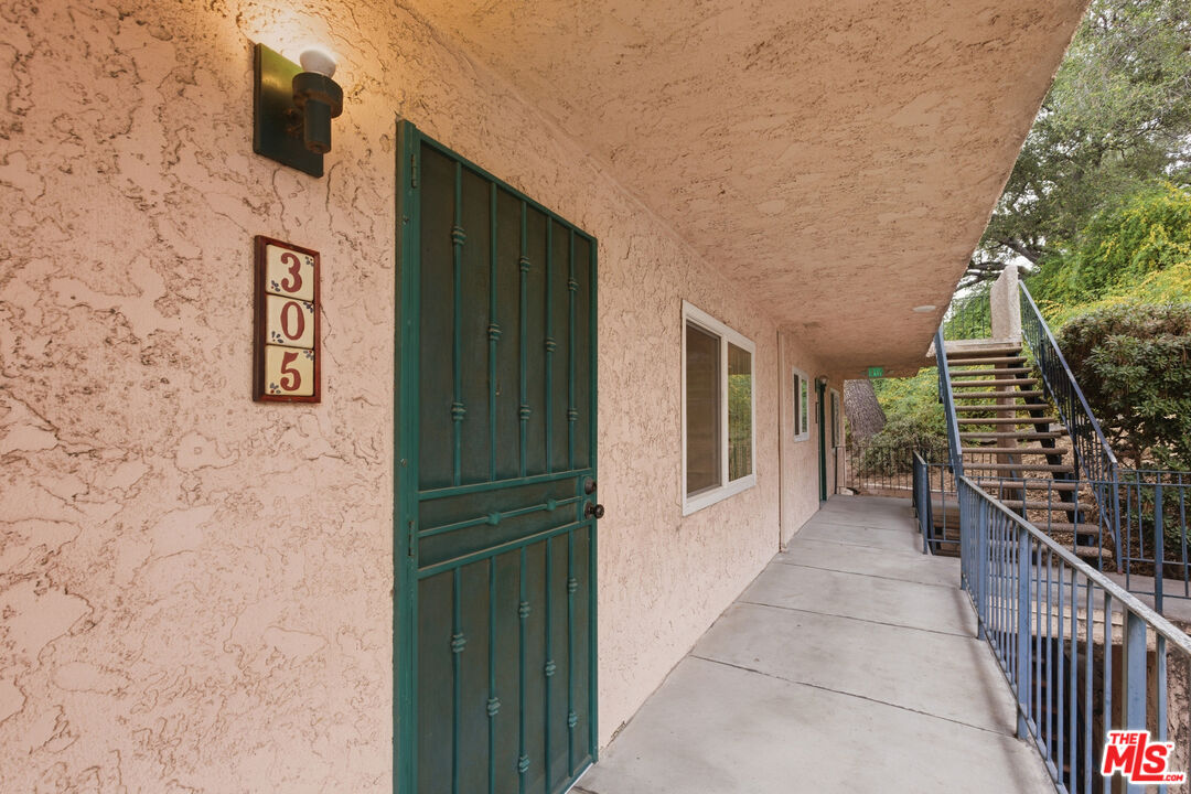 2940 N Verdugo Rd Unit: 305
