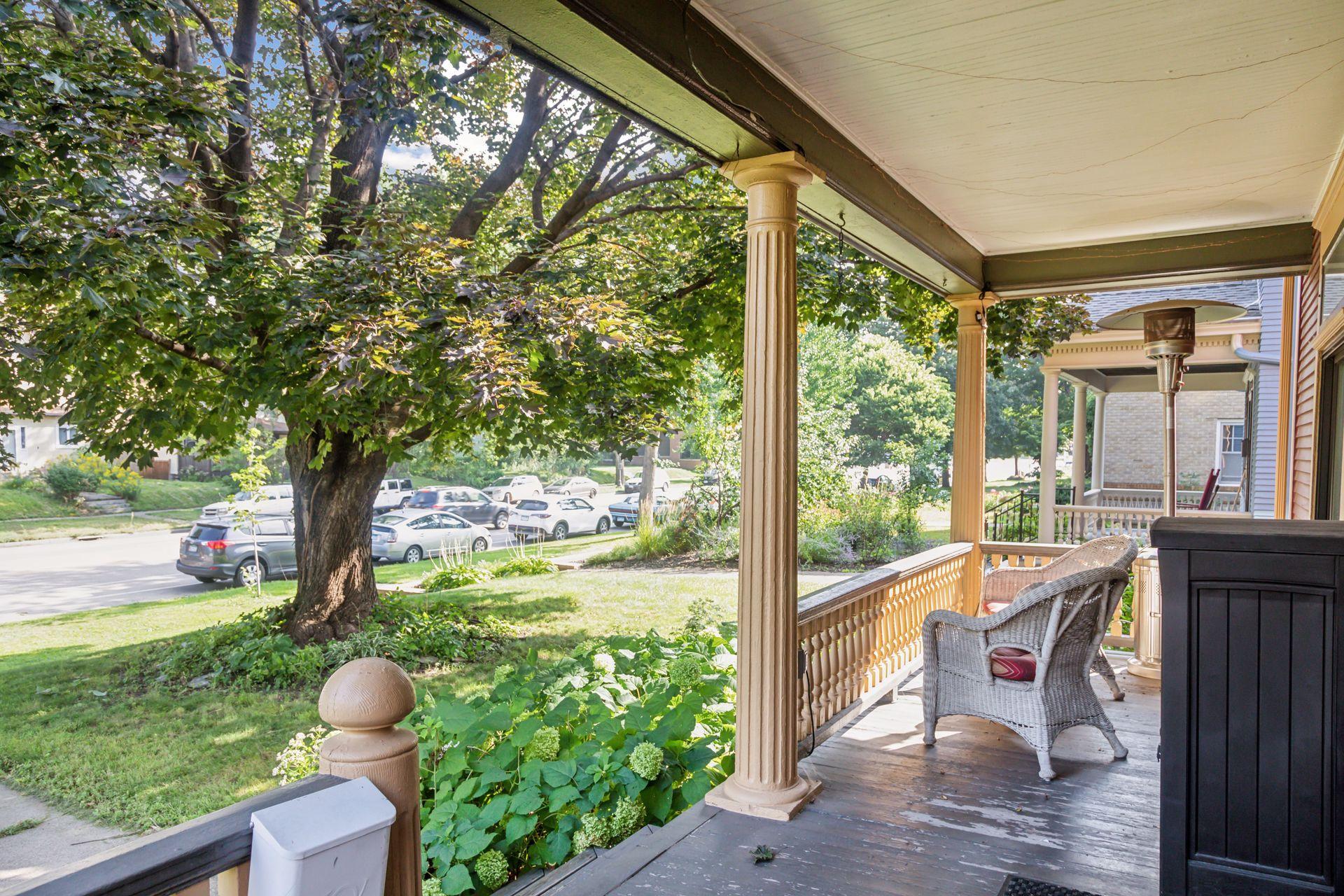 2094 Marshall Avenue