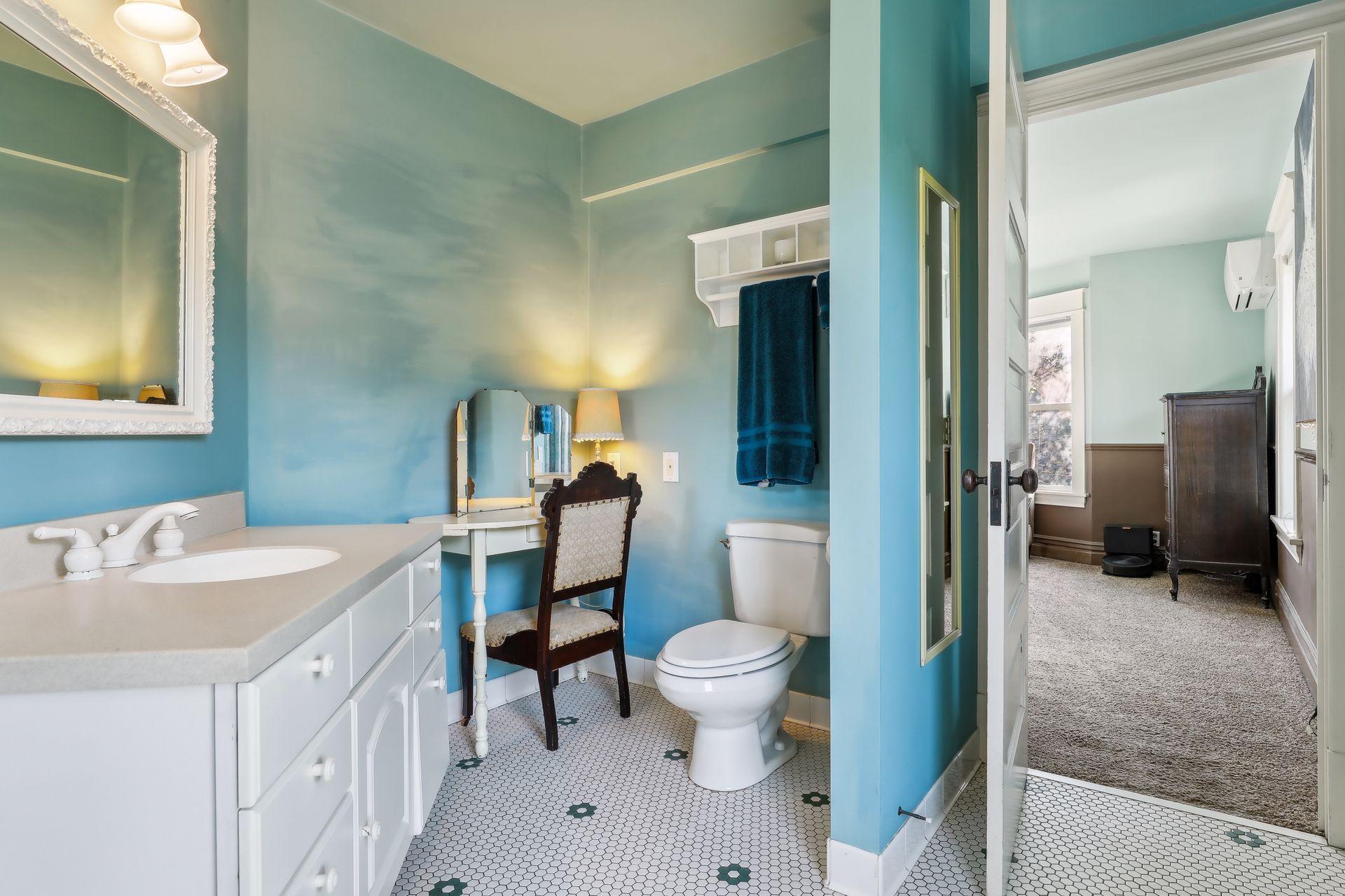 2094 Marshall Avenue