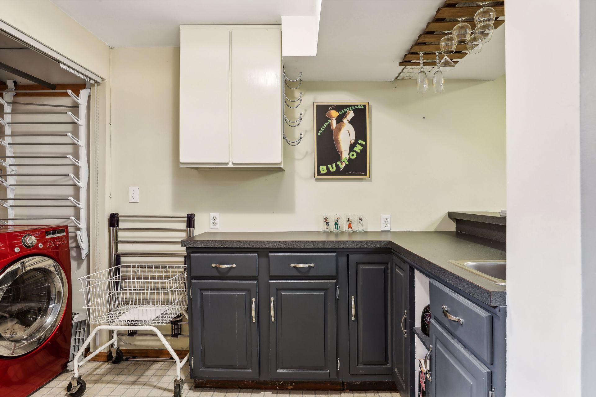 2094 Marshall Avenue