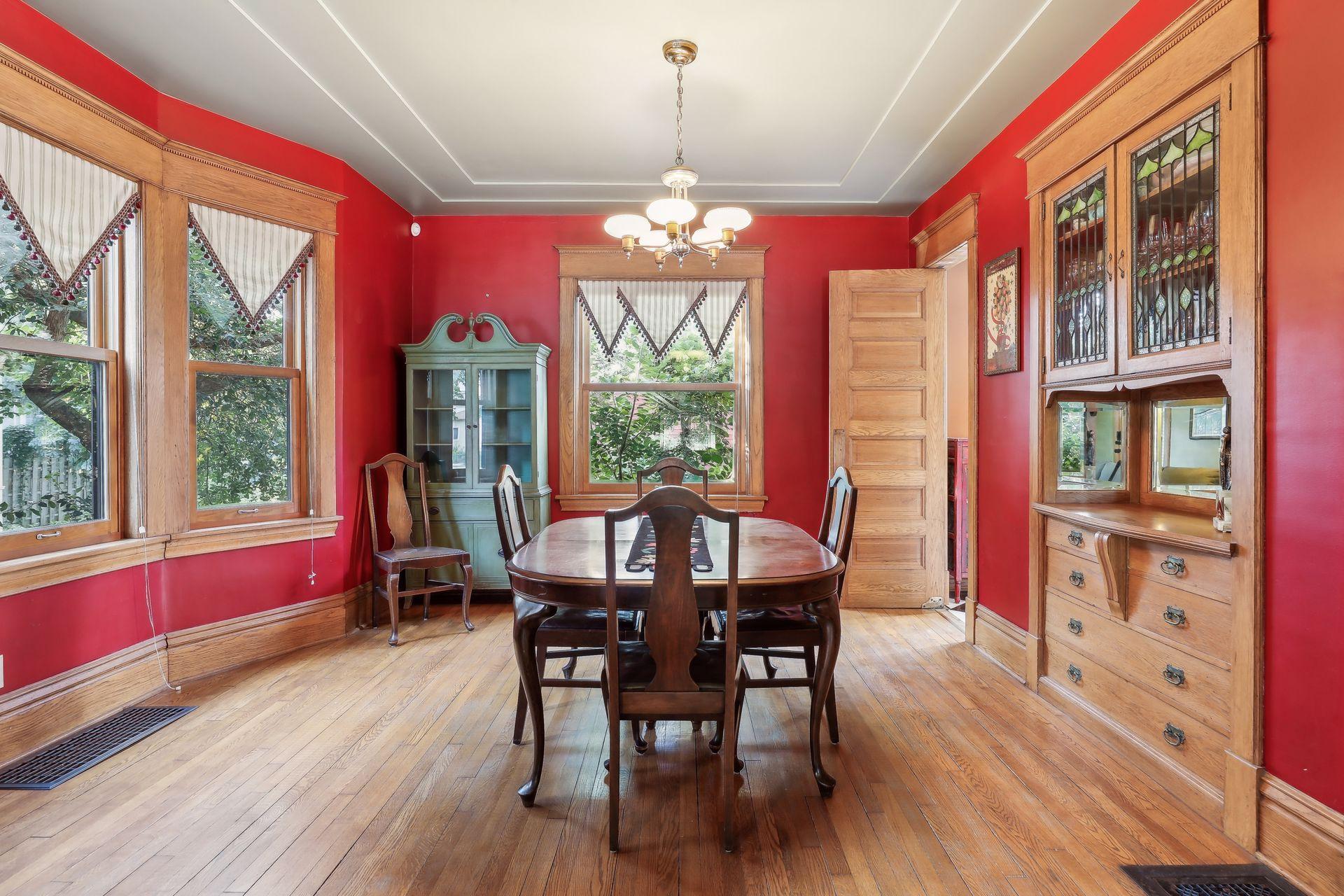 2094 Marshall Avenue