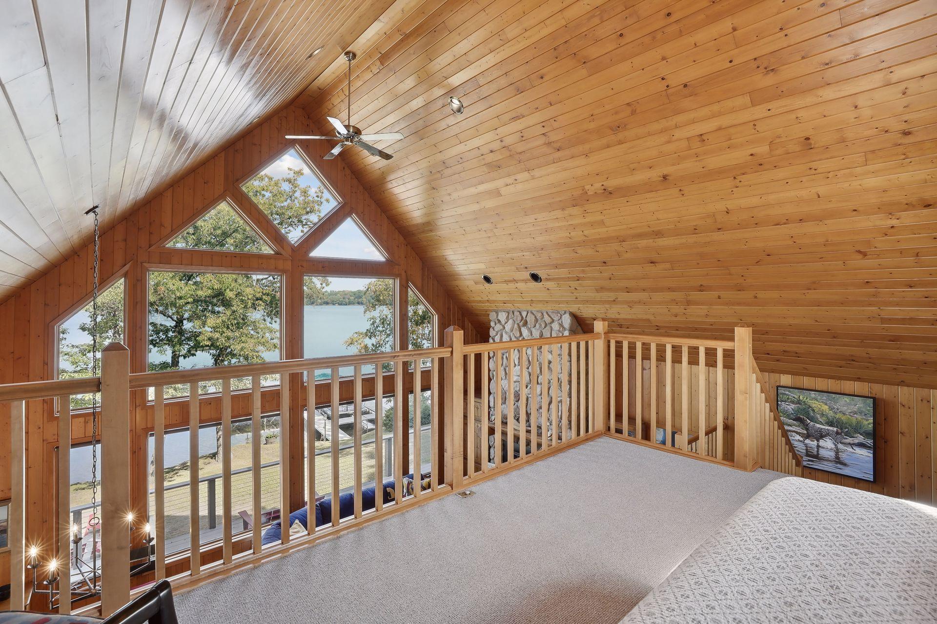 1723 S Deer Lake Circle