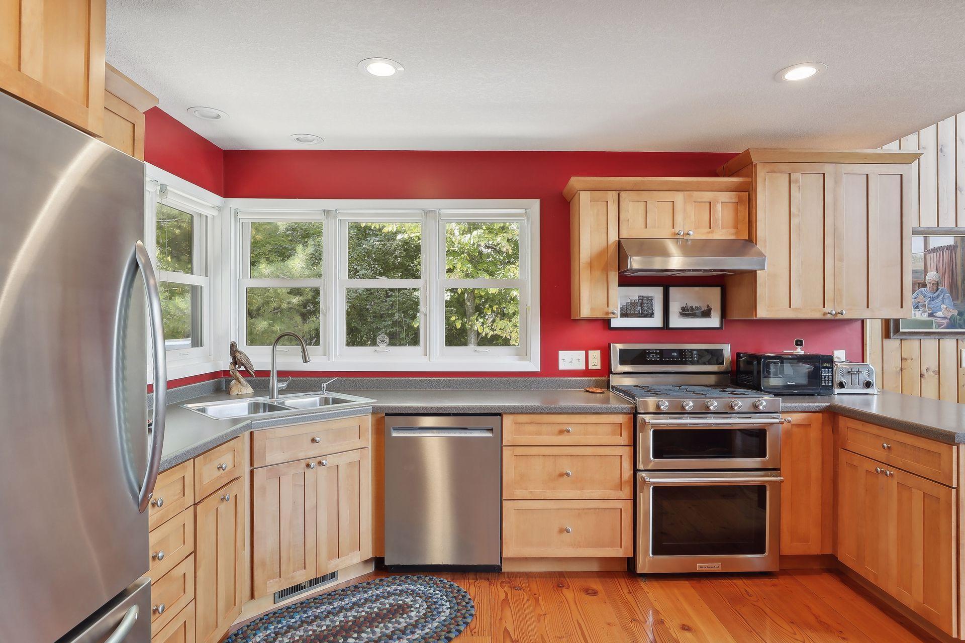 1723 S Deer Lake Circle