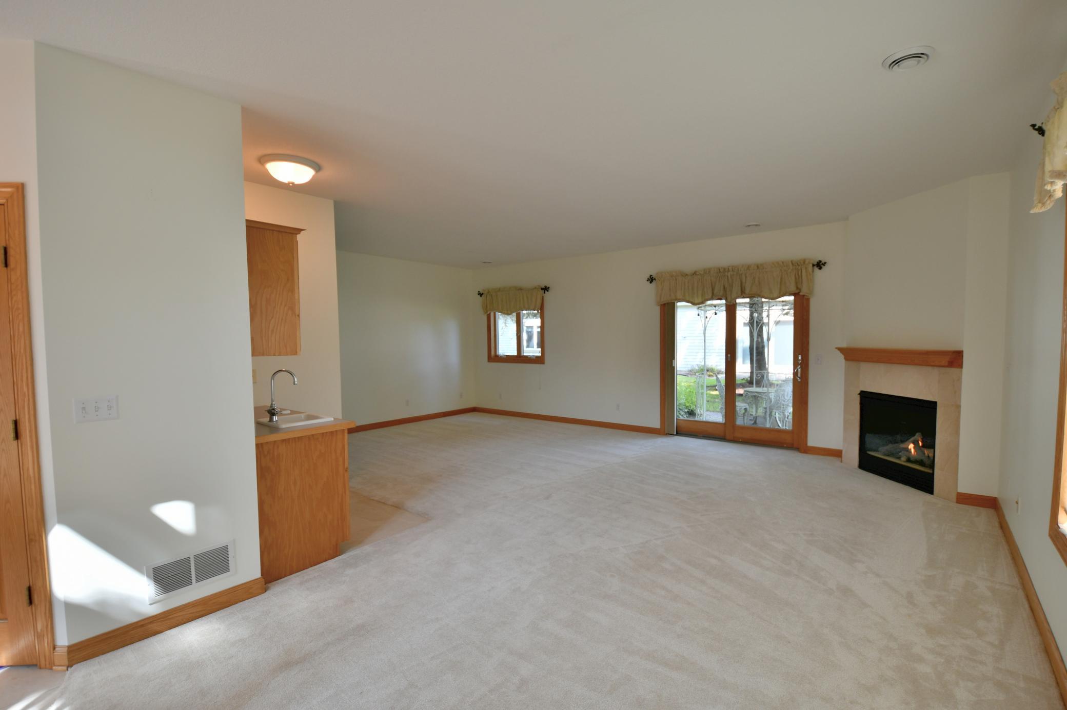 530 Lakeside Bay Drive S