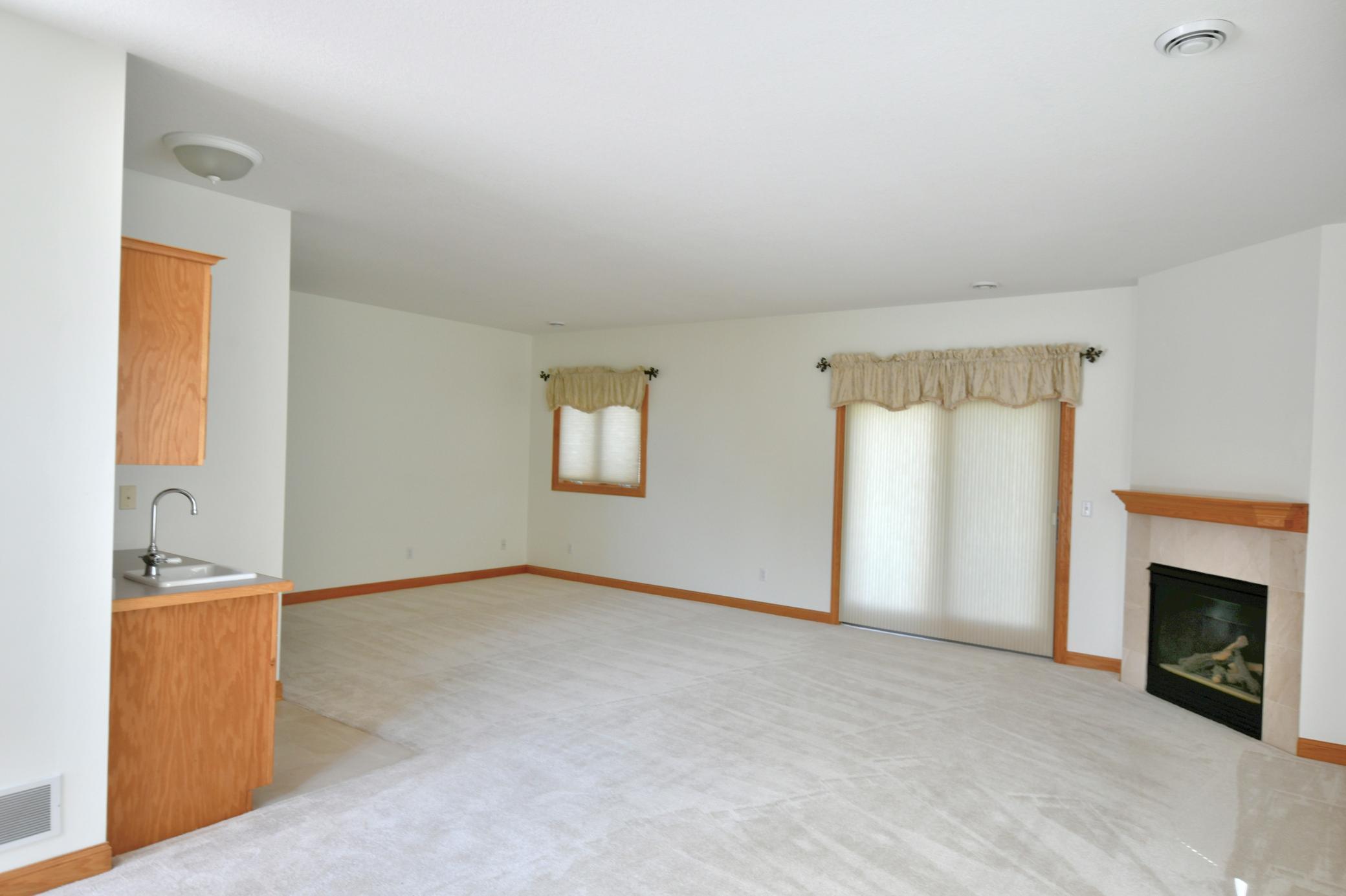 530 Lakeside Bay Drive S