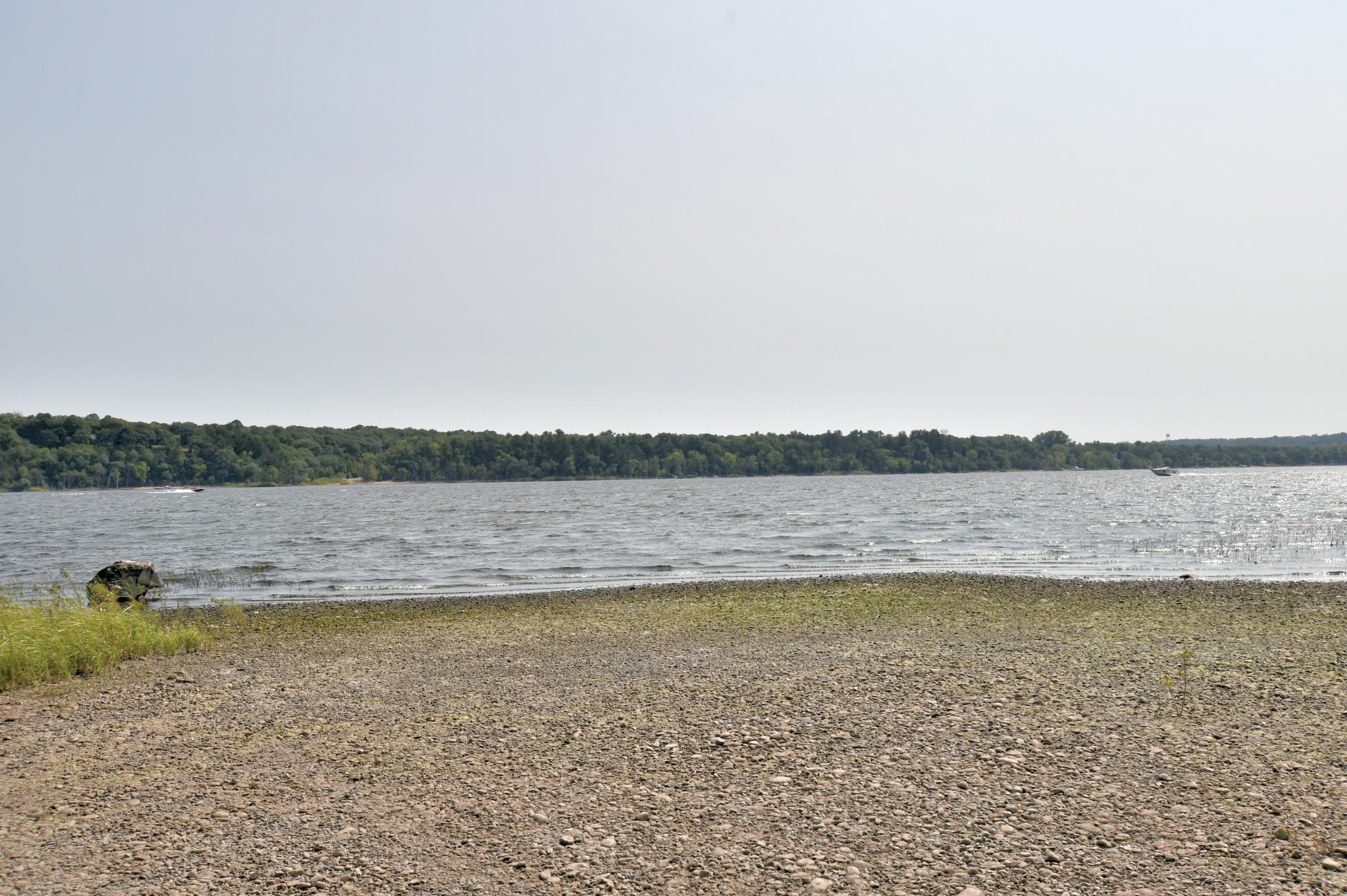 530 Lakeside Bay Drive S