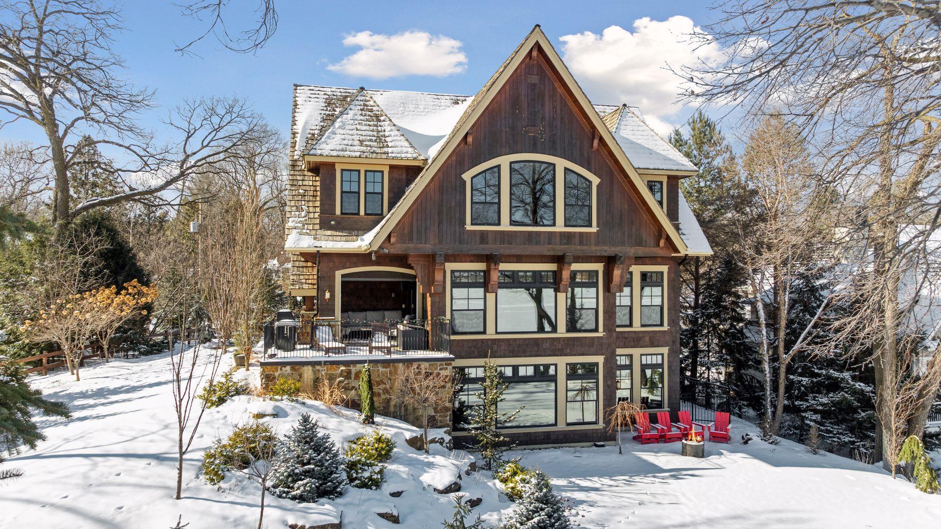 1300 Spruce Place