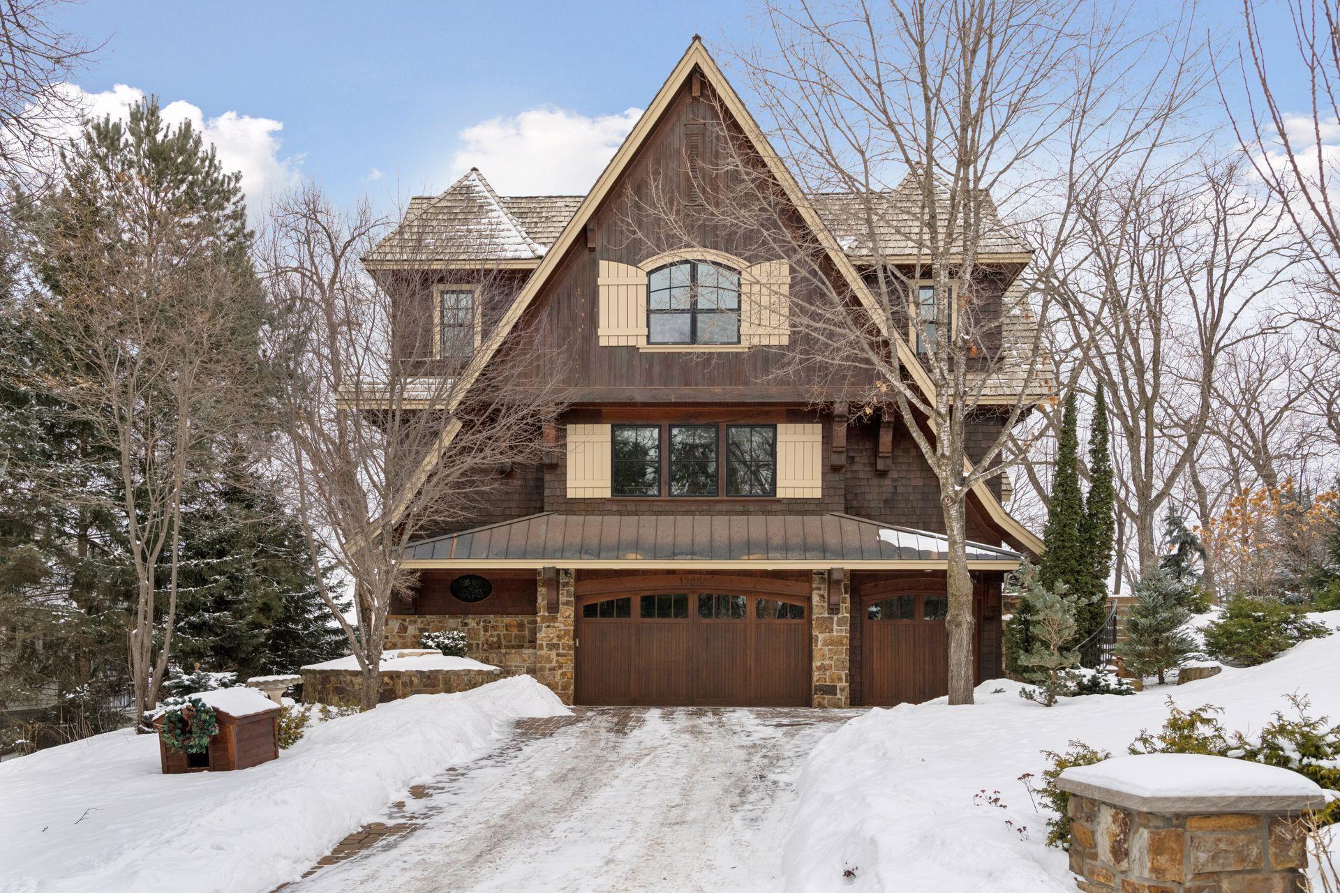 1300 Spruce Place