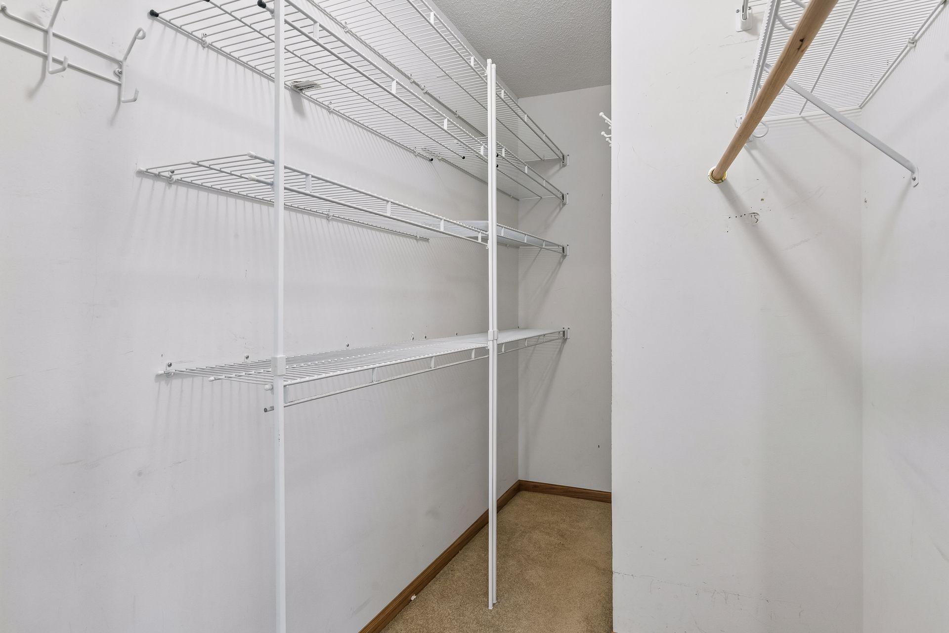 303 Hazel Street W