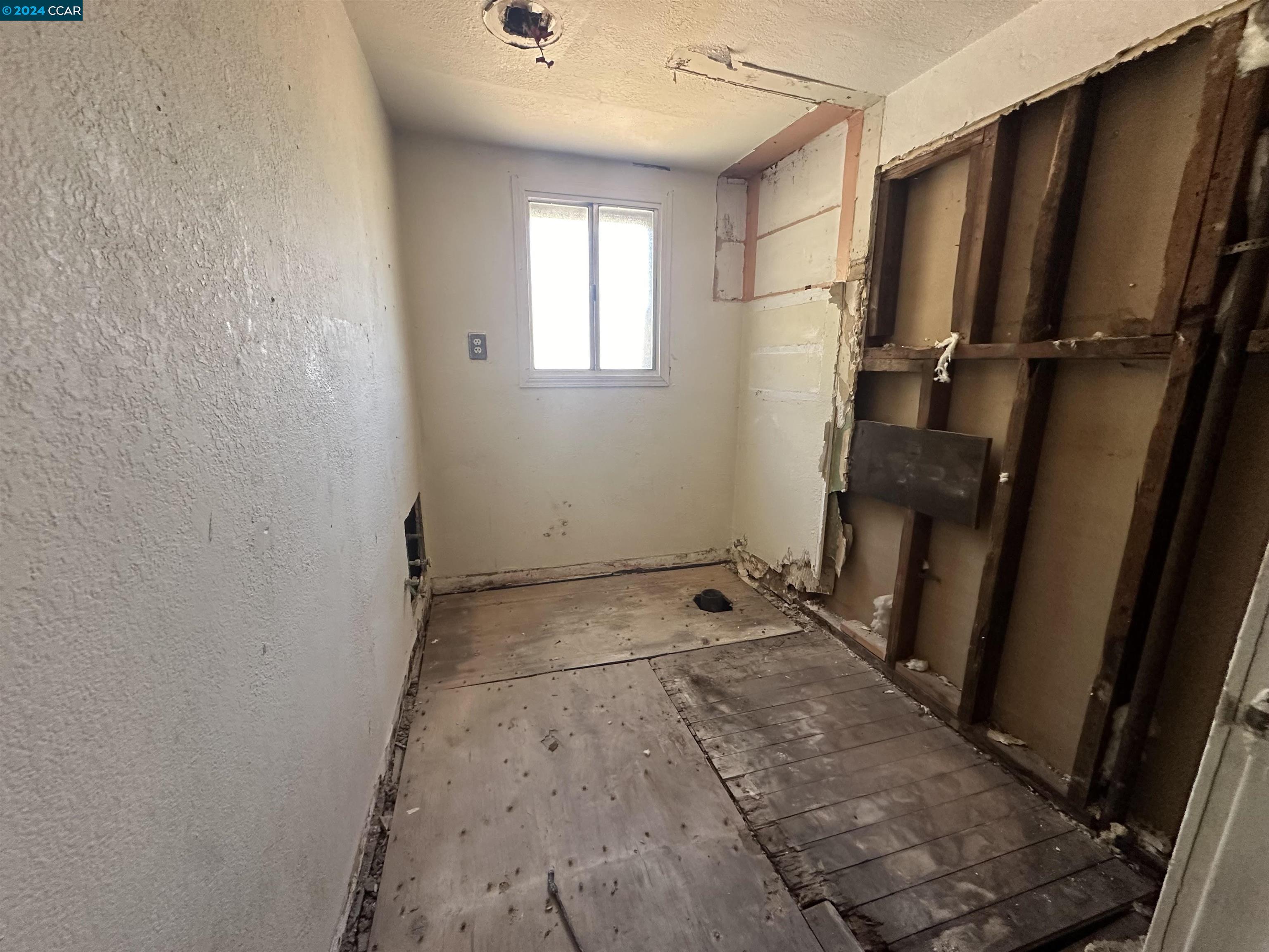 2717 D street, Antioch 94509