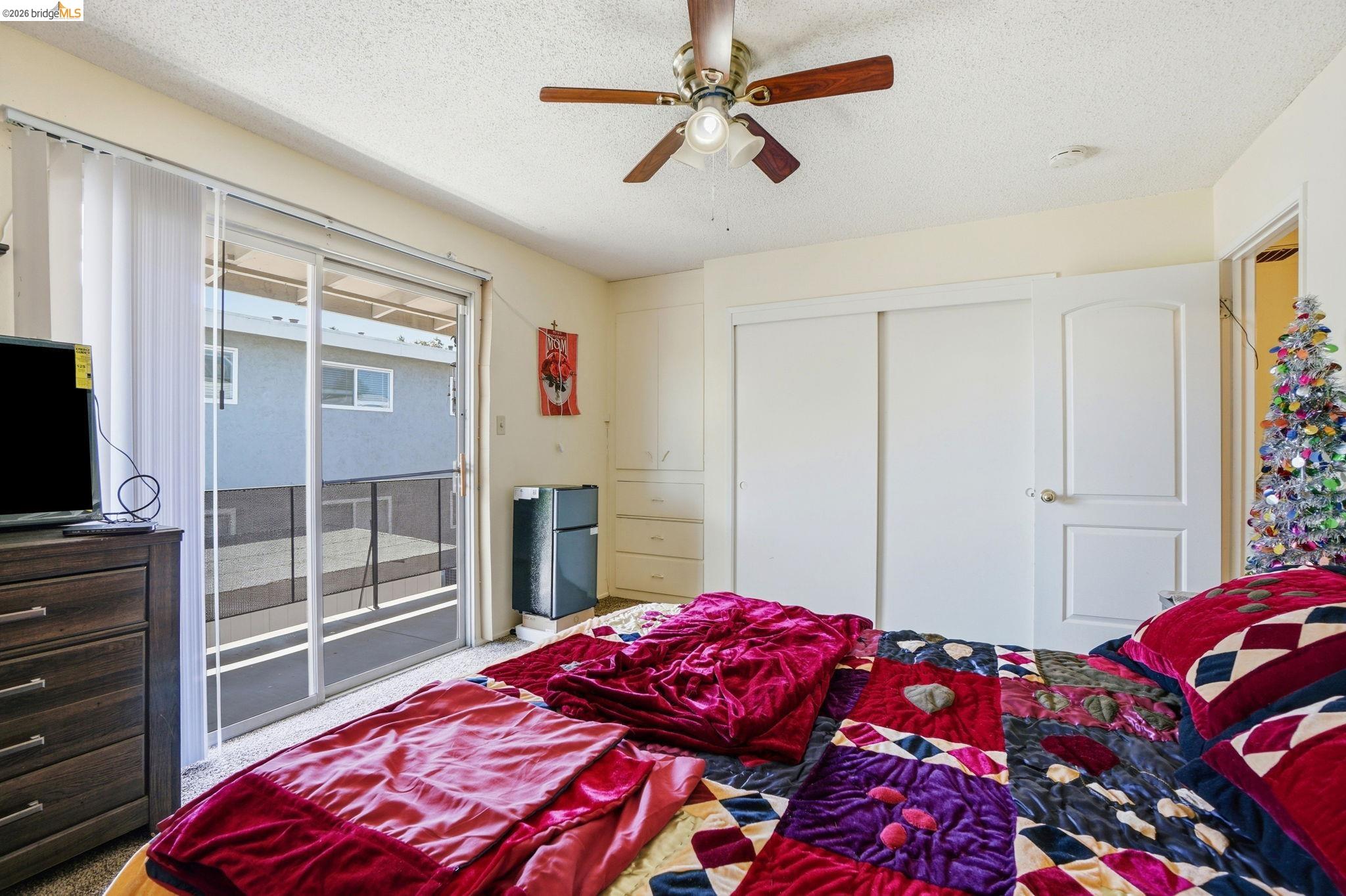 3513 Fairview