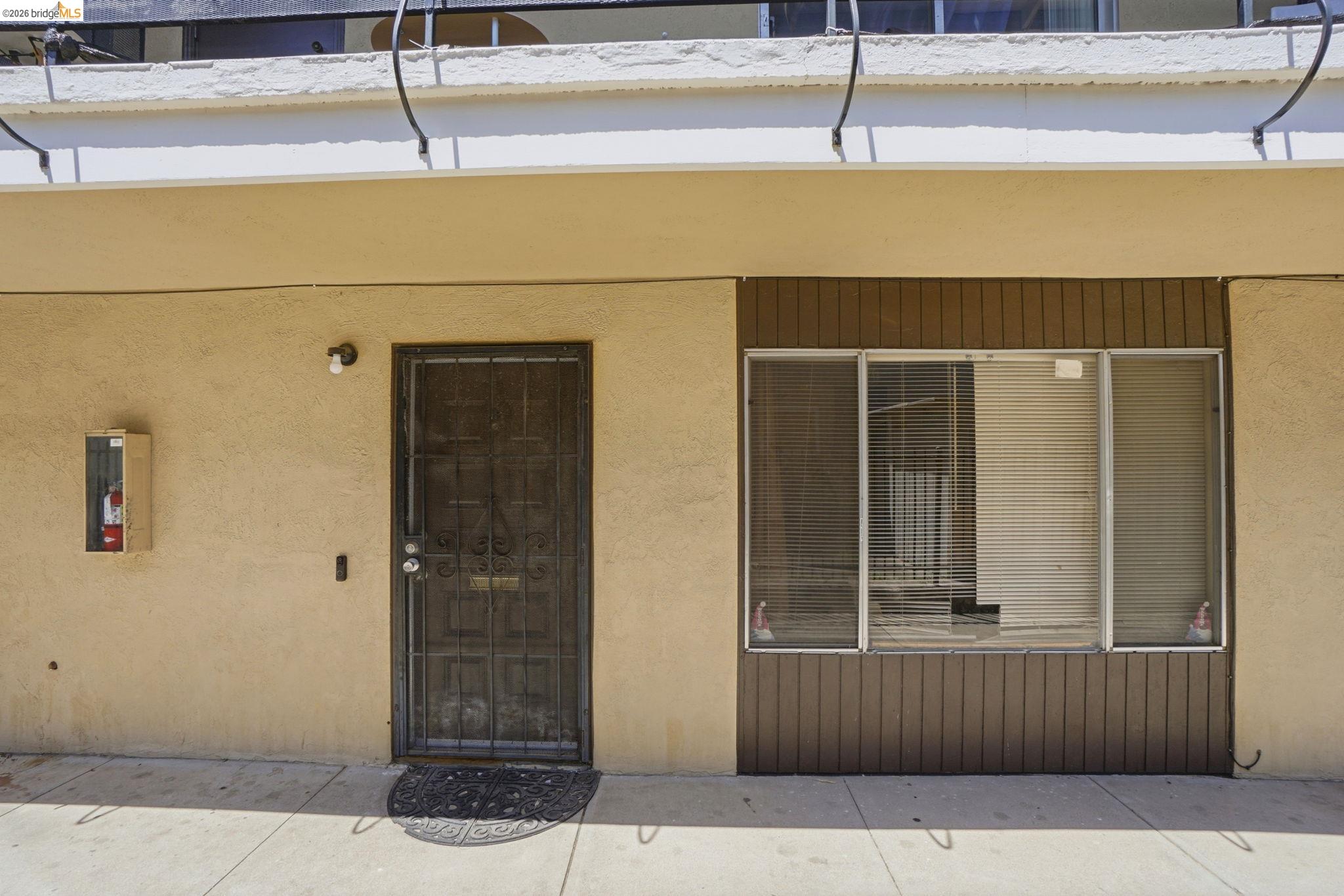 3513 Fairview