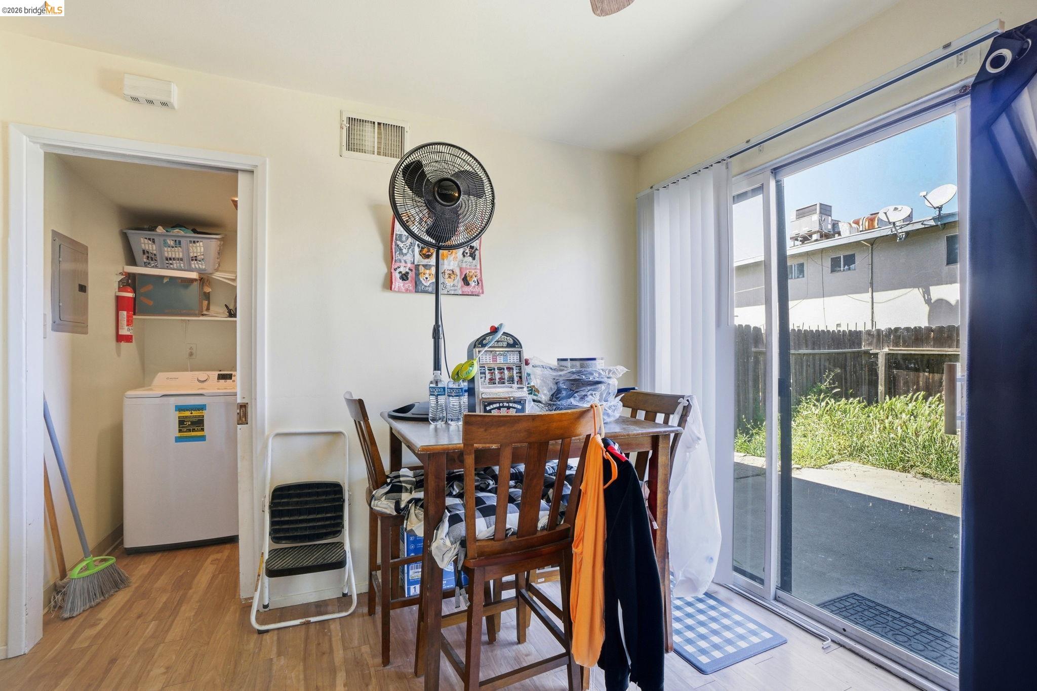 3513 Fairview