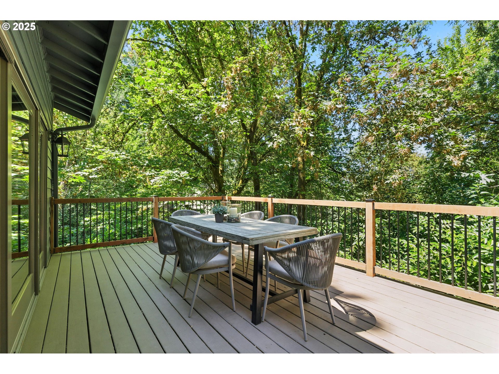 2651 LOOKOUT CT