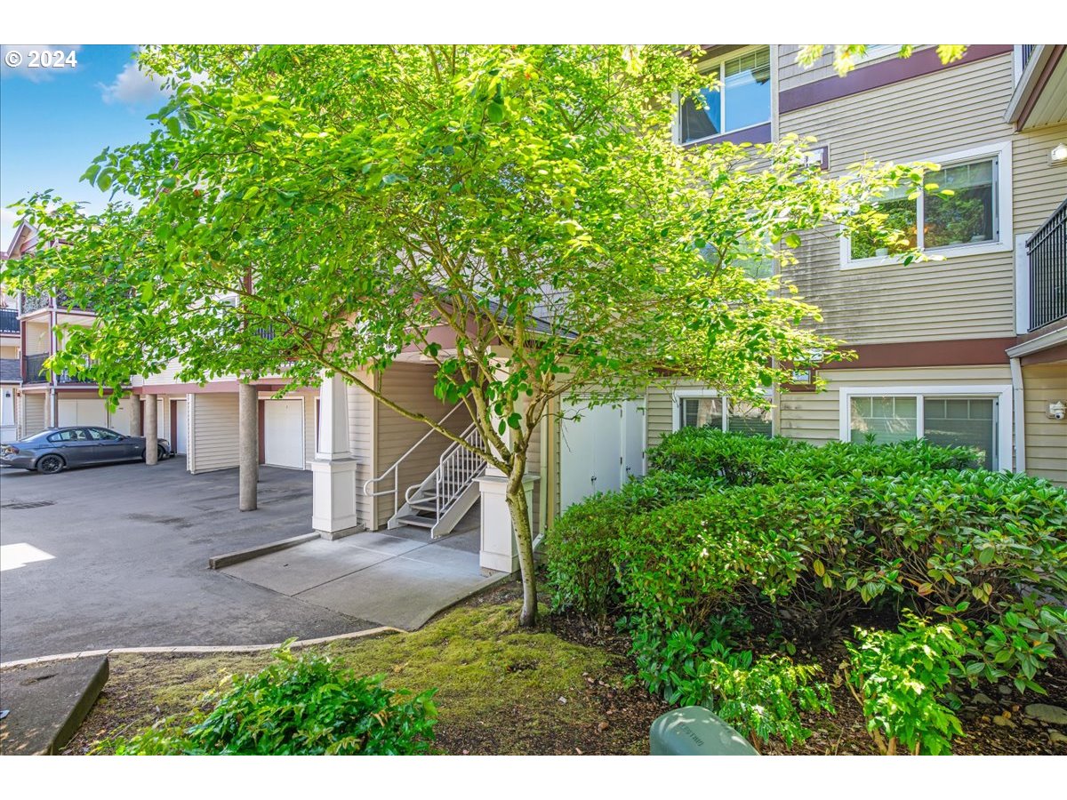 730 NW 185TH AVE #205