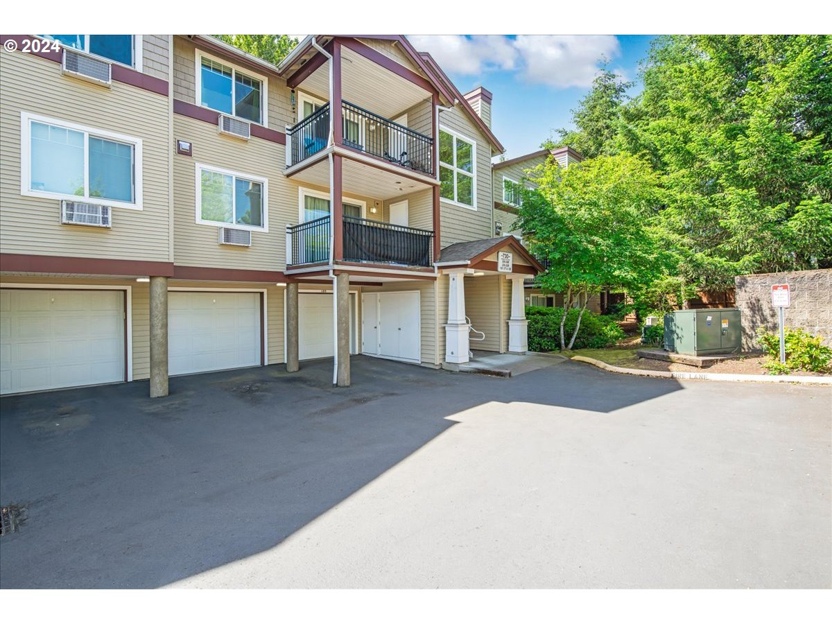 730 NW 185TH AVE #205