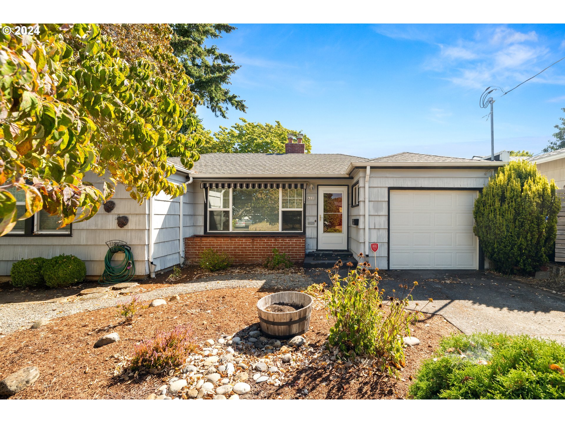 4220 NE 69TH AVE