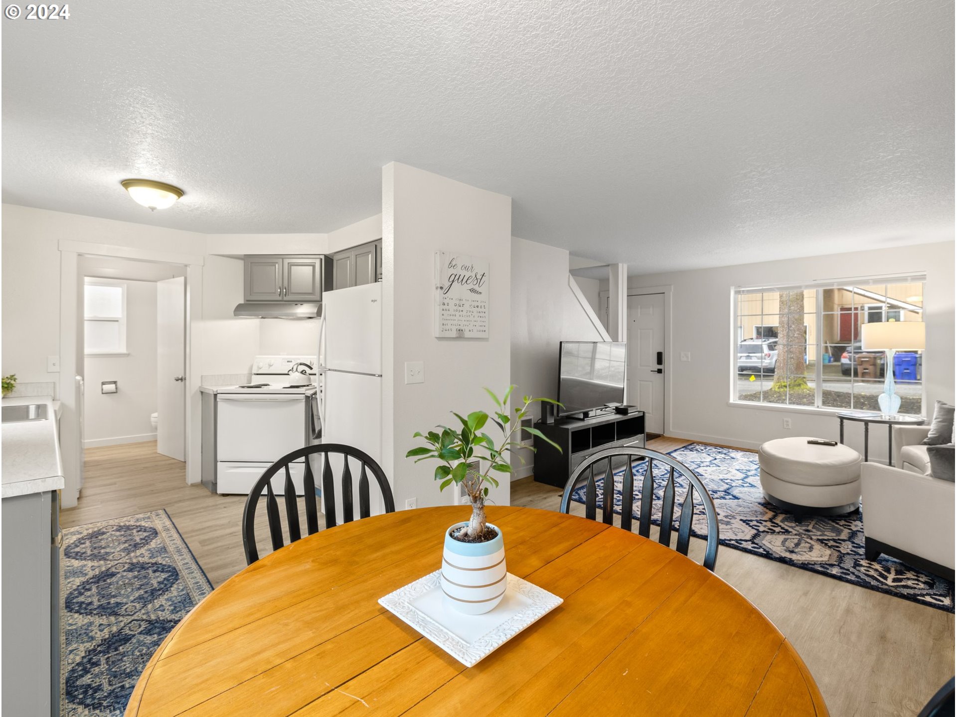 13556 JASON LEE DR