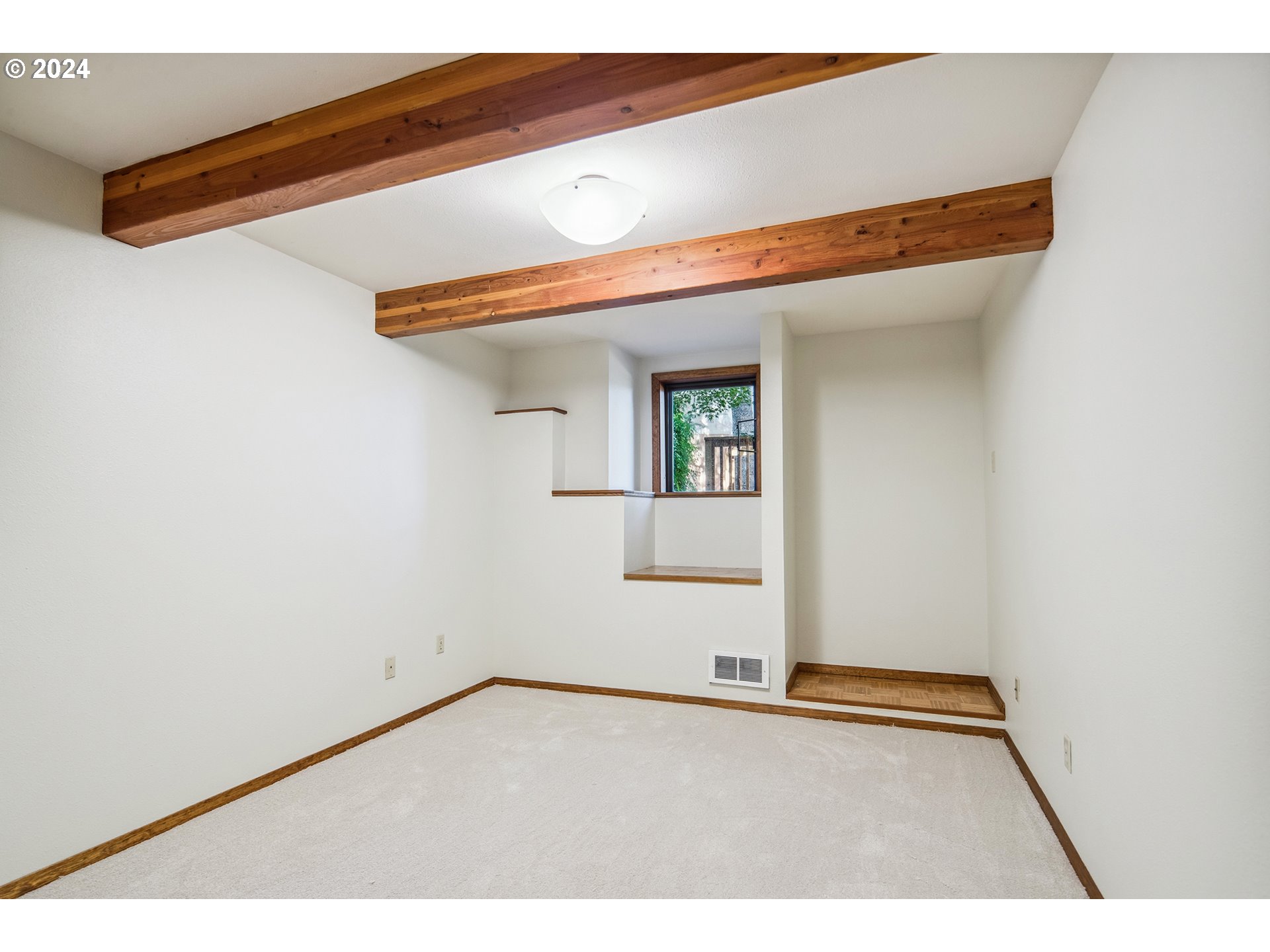 19629 DERBY CT