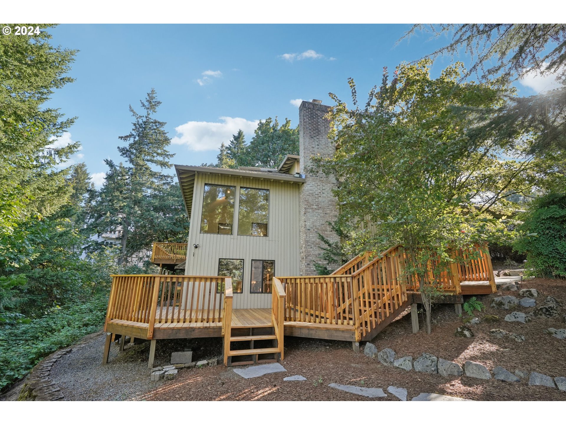 19629 DERBY CT