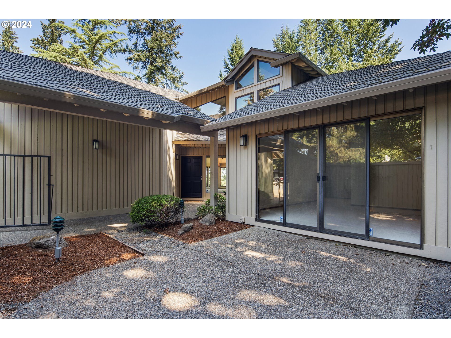 19629 DERBY CT