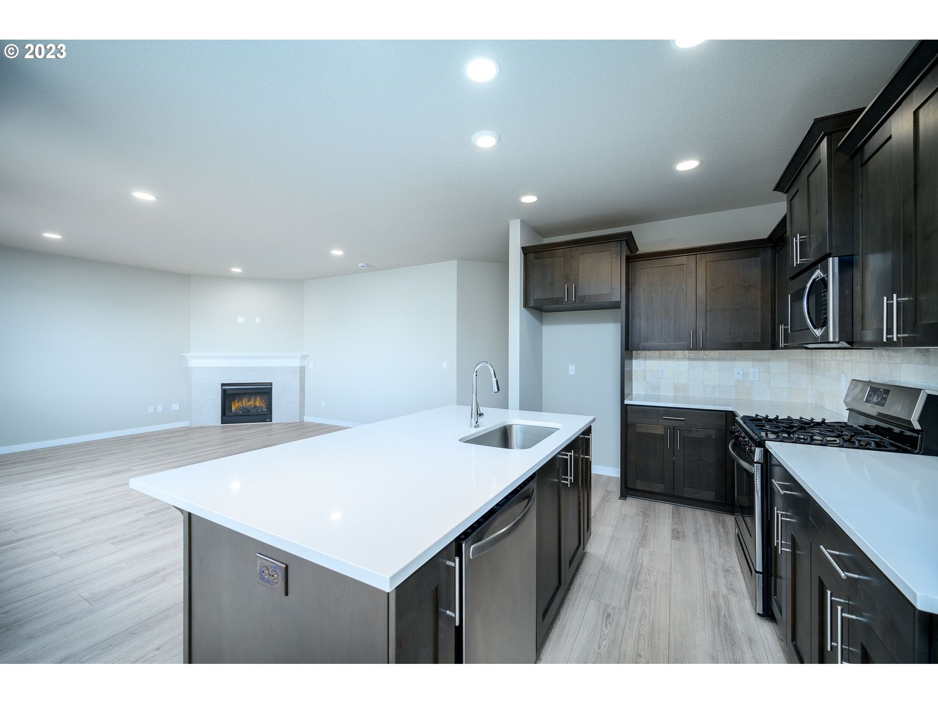 3096 S Palmetto ST LT676