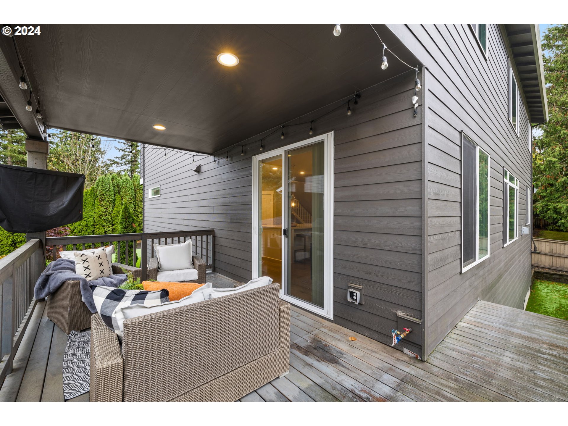 2416 NW 111TH AVE