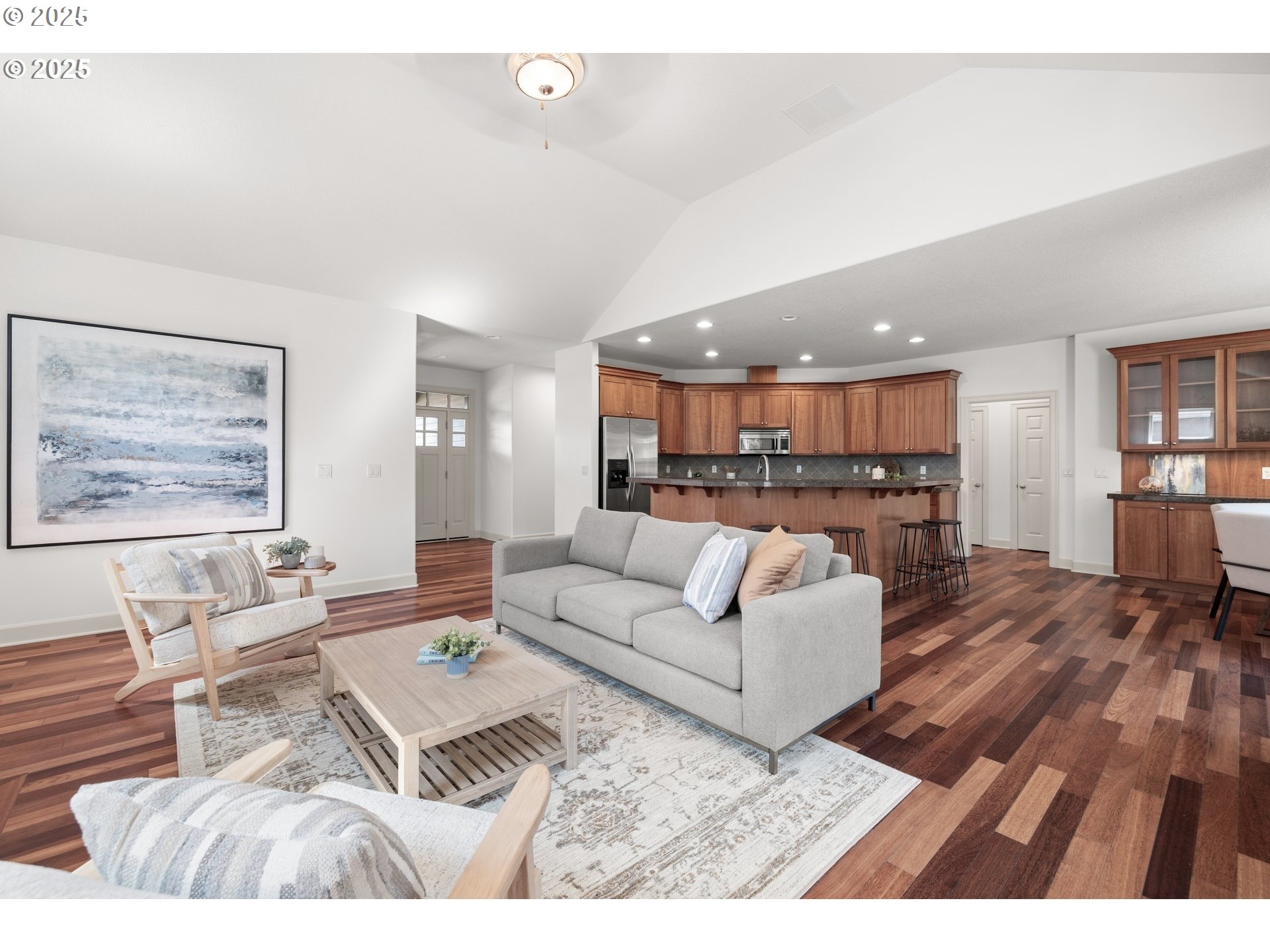 1465 NE 15TH AVE