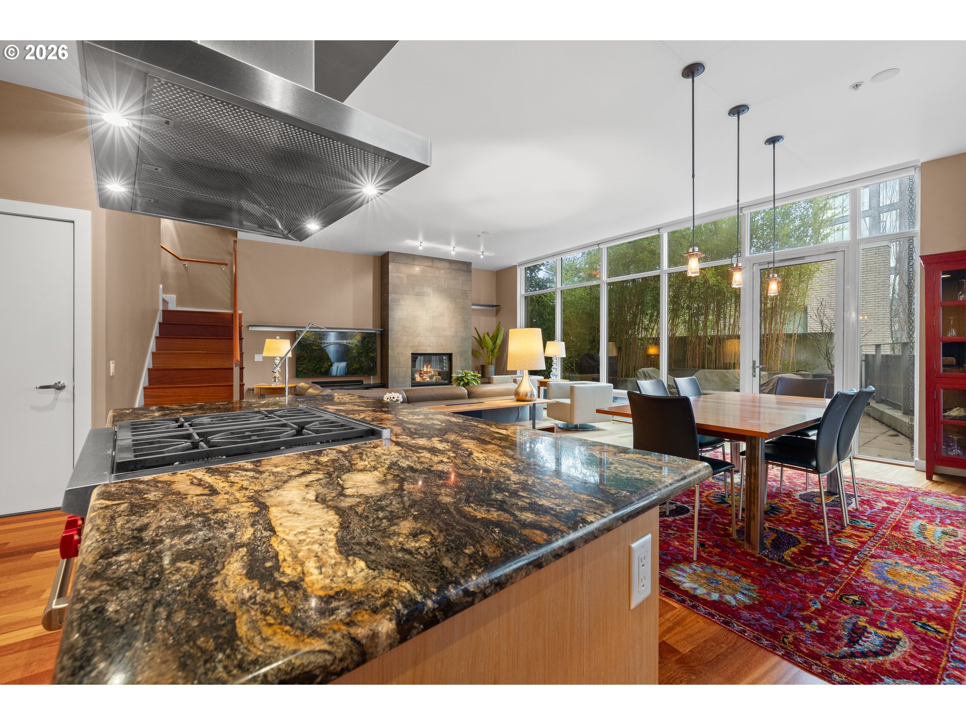 949 NW OVERTON ST 301