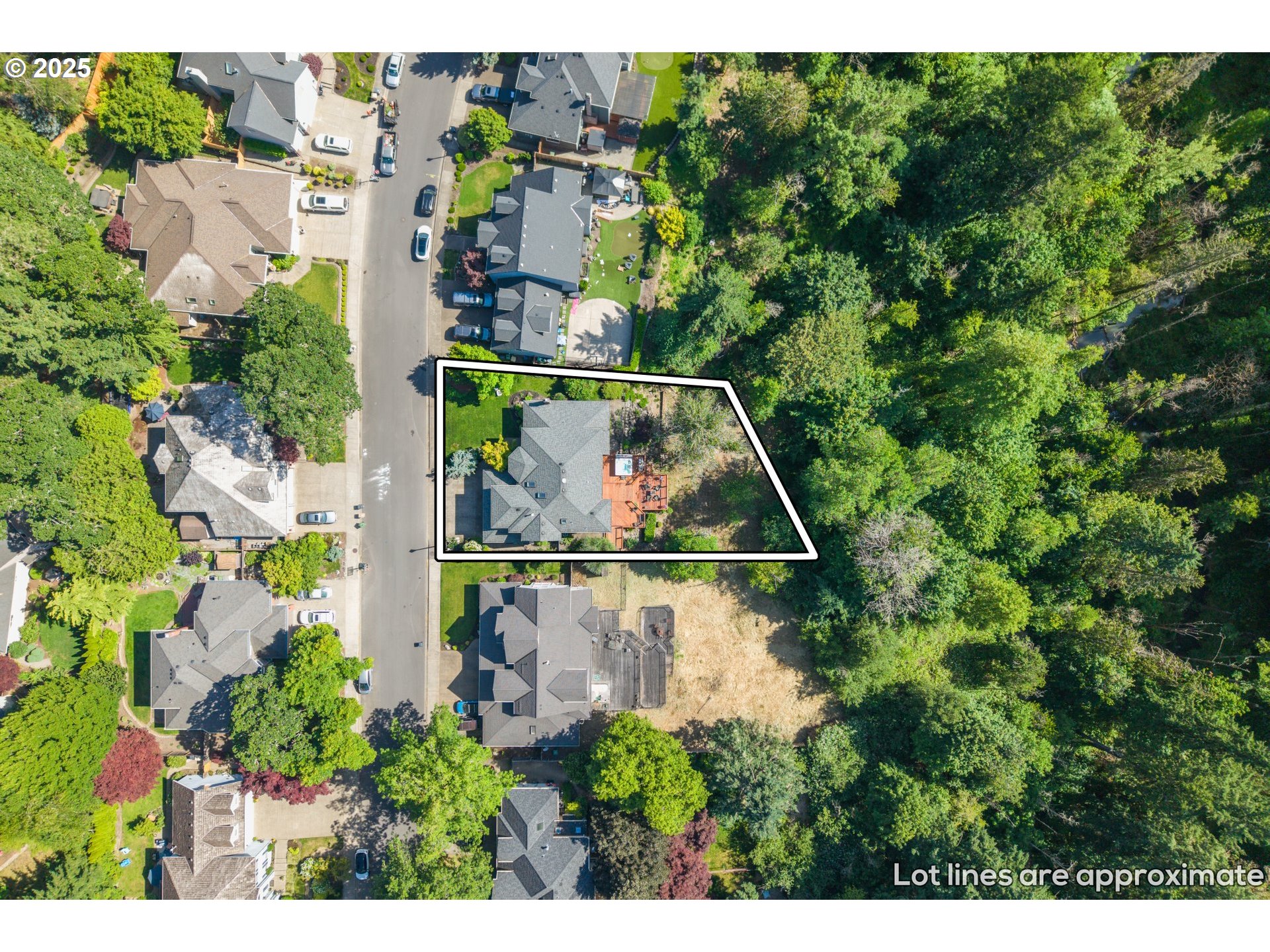 28563 SW CASCADE LOOP