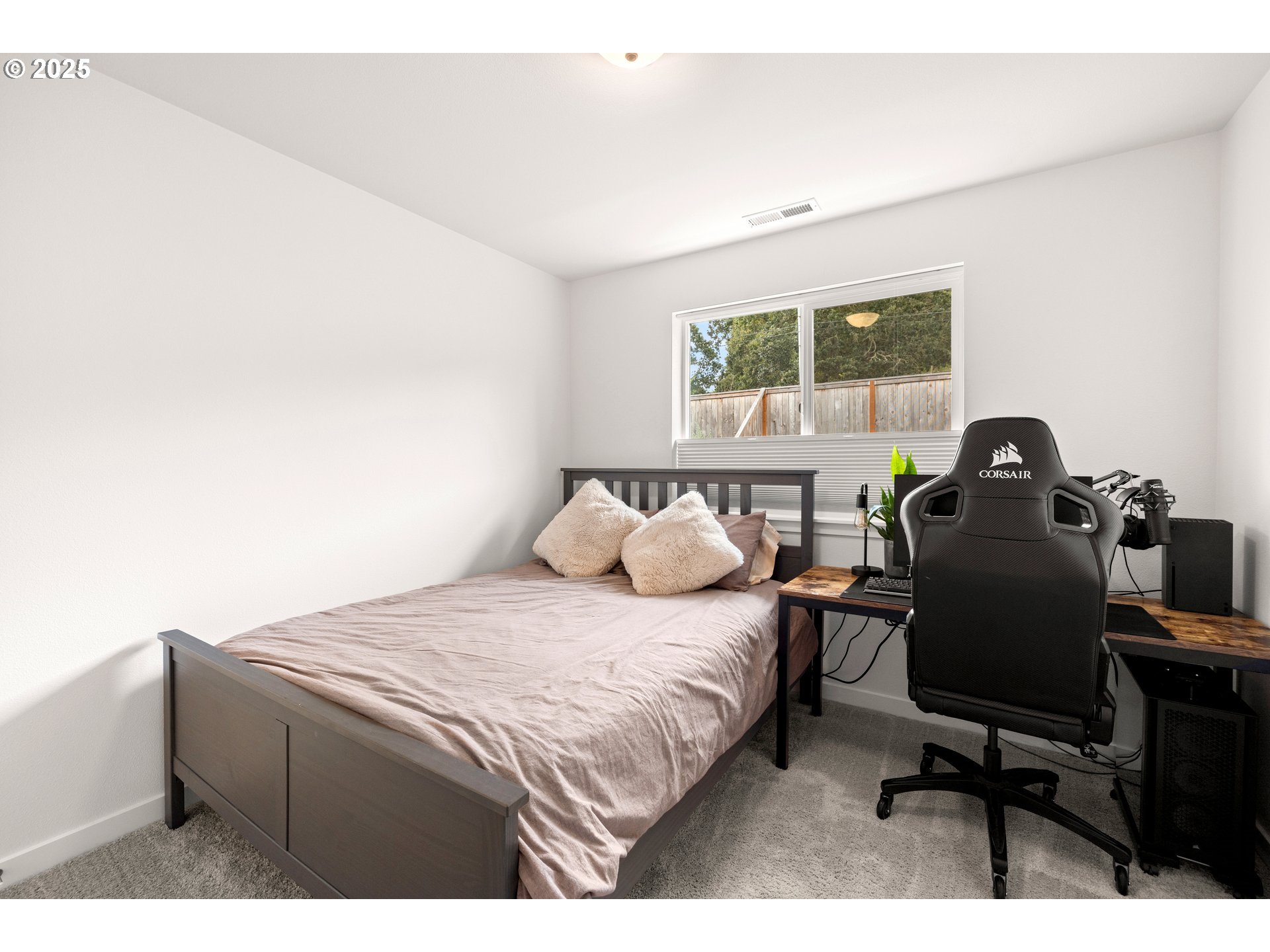 317 E BARBARAS WAY