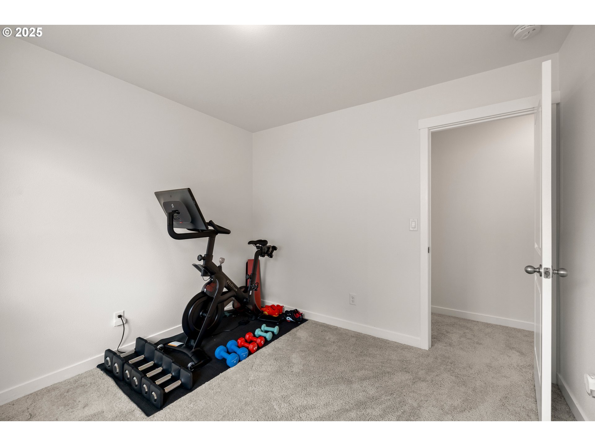 317 E BARBARAS WAY