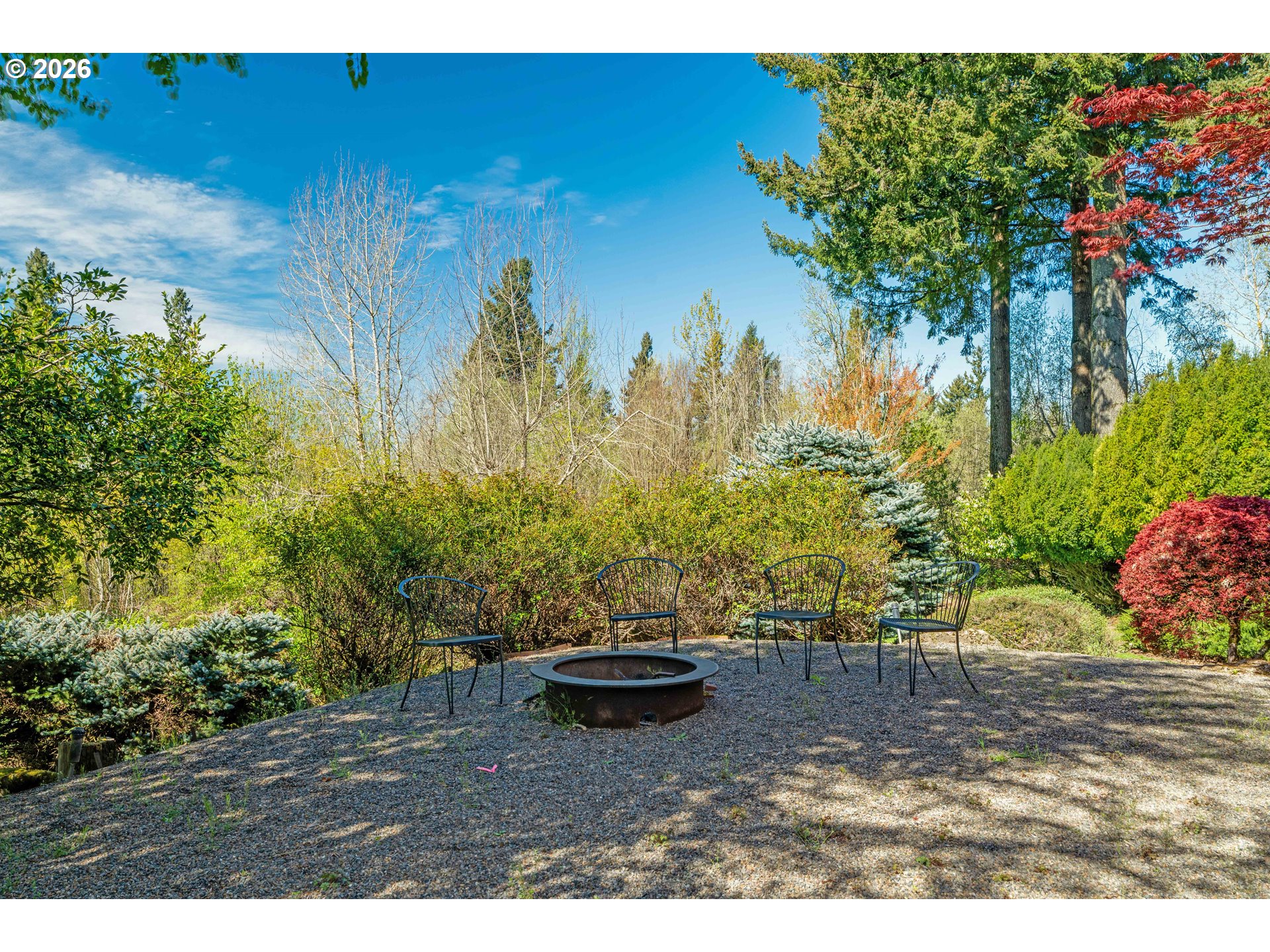 17875 CRESTLINE DR