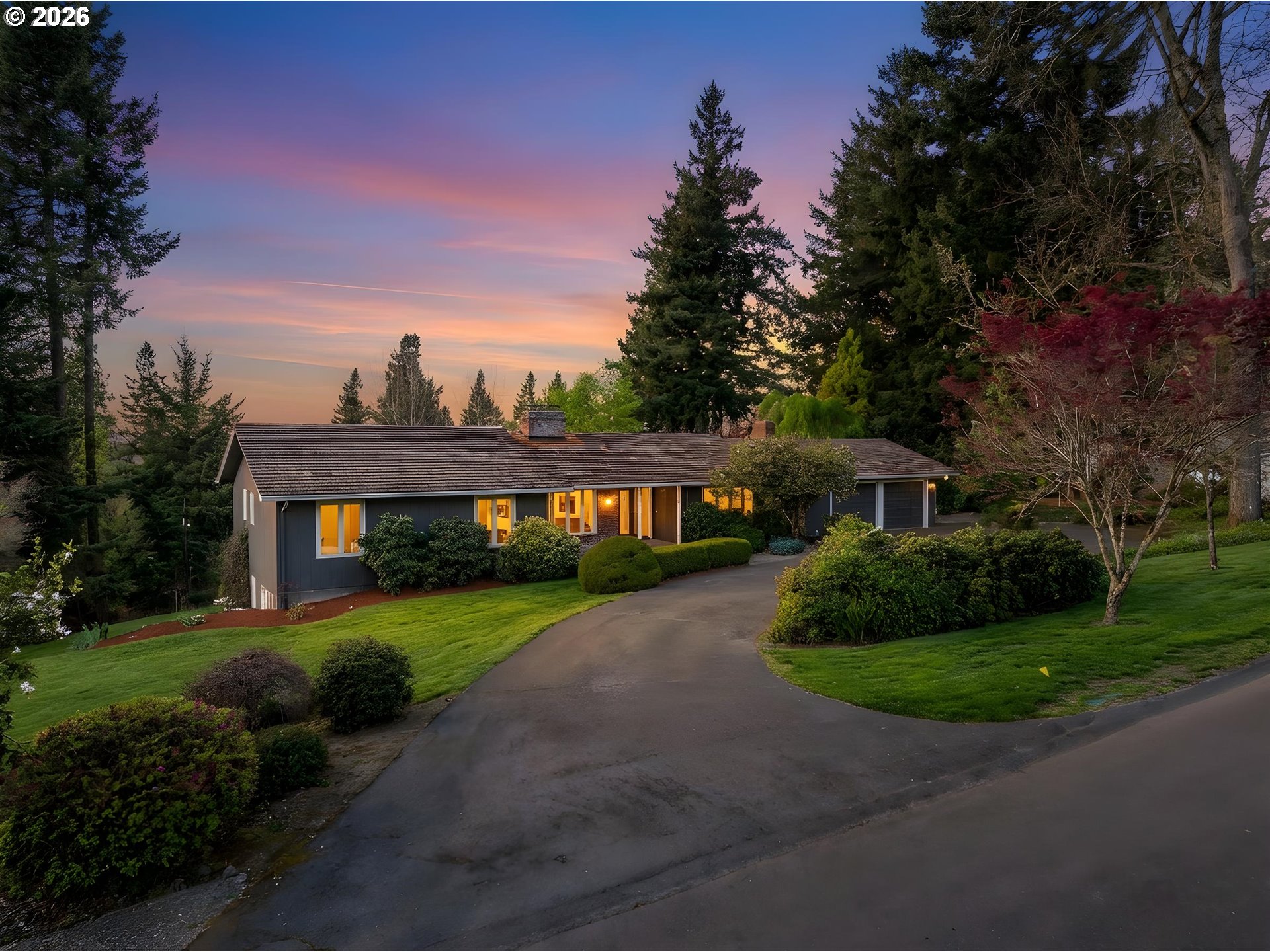 17875 CRESTLINE DR