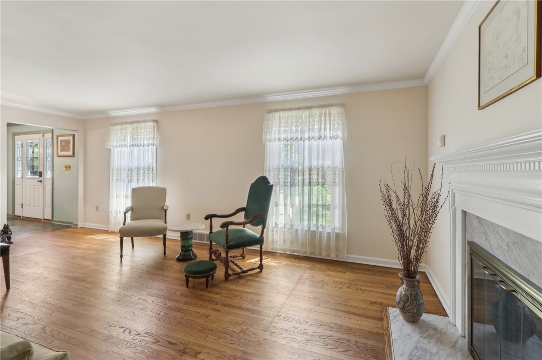 5 Knollwood Dr