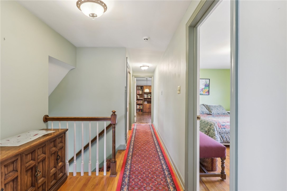 5 Knollwood Dr