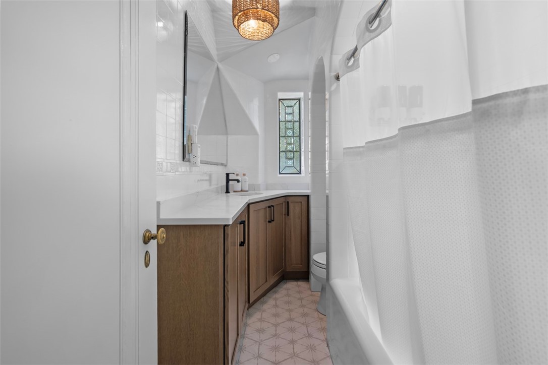 401 Parker Dr